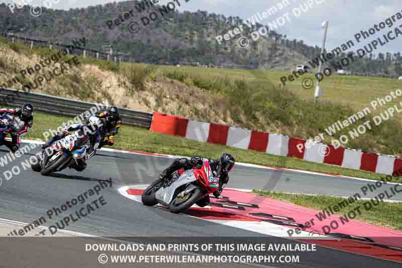 cadwell no limits trackday;cadwell park;cadwell park photographs;cadwell trackday photographs;enduro digital images;event digital images;eventdigitalimages;navarra;no limits trackdays;peter wileman photography;racing digital images;trackday digital images;trackday photos